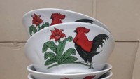 Mangkuk ayam jago punya sejarah panjang. Konon motifnya pertama kali dibuat oleh masyarakat Hakka, China. Foto: Instagram my_gallerysyifaaa