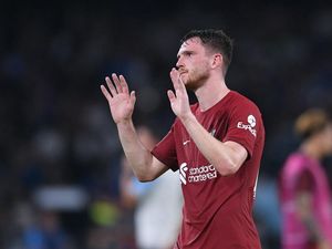 Duh! Robertson Cedera, Absen Sampai Oktober