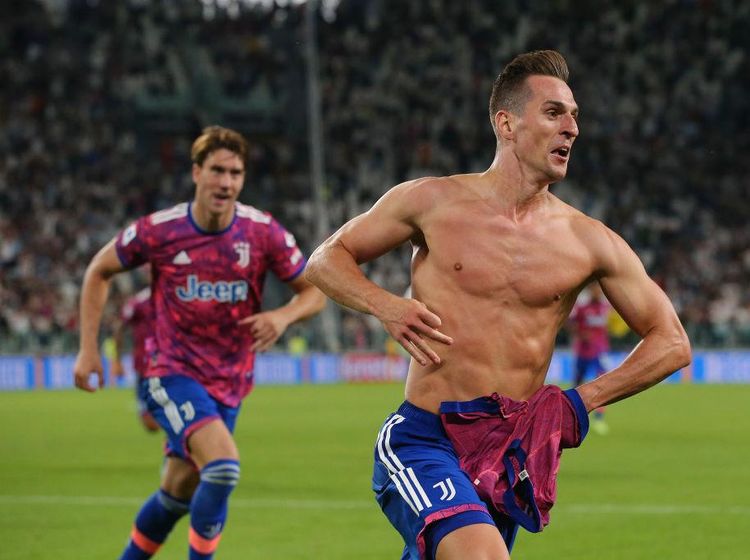 Apesnya Milik: Buka Baju, Dikartu Merah Wasit, Gol Dianulir