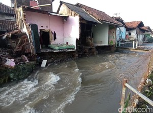 Tasikmalaya Dikepung Bencana, Banjir hingga Longsor!