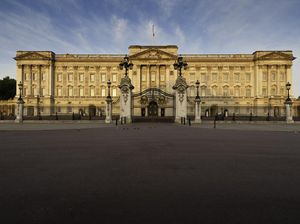Lempar Peluru ke Istana Buckingham, Pria di London Ditangkap Polisi