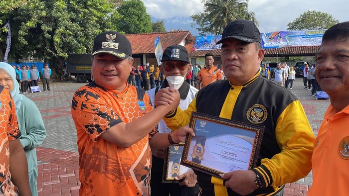 Bupati Garut Beri Penghargaan Atlet