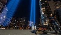 Tribute in Light menjadi acara tahunan di New York sebagai bentuk penghormatan terhadap para korban.