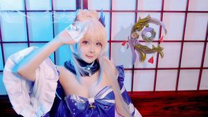 Clarissa Punipun Cosplay Kokomi Genshin Impact, Auto Pengin Nge-Wish!