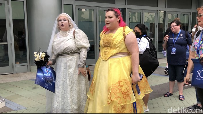 D23 Expo 2022 Deretan cosplay karakter Disney di D23 Expo 2022.