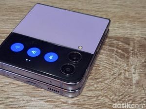Galaxy Z Flip 5 Diprediksi Bakal Punya Layar Eksternal Lebih Besar