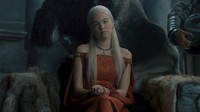 Di episode 4 House of the Dragon, Rhaenyra (diperankan Milly Alcock) dikawal Ser Criston Cole (diperankan Fabien Frankel) buat sebuah audisi calon suami. (Foto: dok. HBO) 