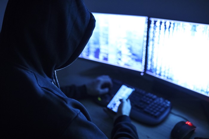 ilustrasi hacker, ilustrasi serangan siber