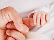 Nenek Usia 66 Tahun Lahirkan Anak ke-10