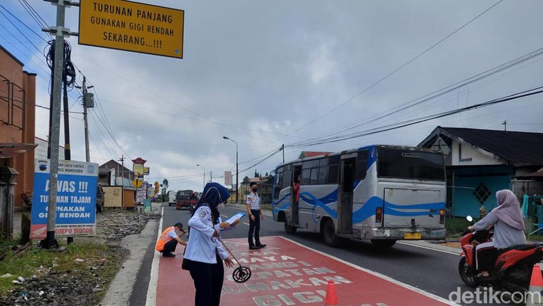 KIR dan Lokasi Rawan Kecelakaan/Red Zone Marking bus KIR dan Lokasi Rawan Kecelakaan/Red Zone Marking bus