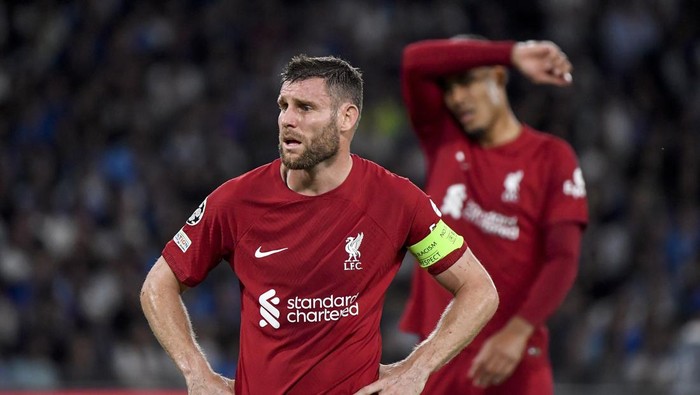 DIEGO ARMANDO MARADONA STADIUM, NAPOLI, ITALY - 2022/09/07: James Milner of Liverpool FC reacts during the Champions League Group A football match between SSC Napoli and Liverpool FCNapoli won 4-1 over Liverpool. (Photo by Andrea Staccioli/Insidefoto/LightRocket via Getty Images)