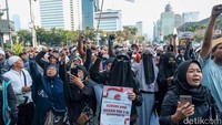 Sekelompok emak-emak juga mengikuti aksi 1209.
