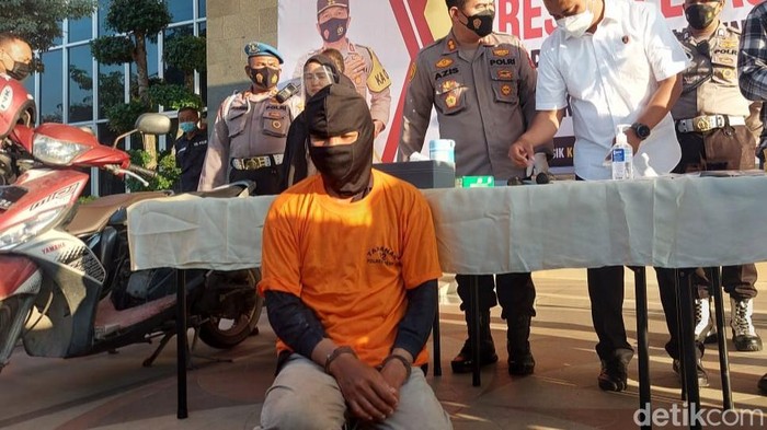 pembunuhan di gresik