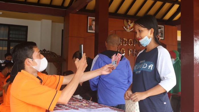 Penyaluran BLT BBM di 8 Desa Kota Batu Ditunda