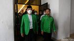 Plt Ketum PPP Mardiono Serahkan SK Baru Kemenkumham ke KPU