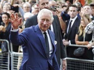 Jari Bengkak Raja Charles III Disorot, Sempat Dijuluki Tangan Besar Saat Bayi