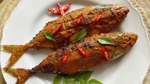 Padang Restaurant Style Grilled Mackerel Fish Recipe