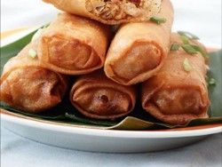 Resep Pembaca: Resep Lumpia Rebung Khas Semarang yang Renyah Segar