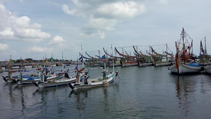 Sejumlah Nelayan Bangkalan Madura Tak Melaut dampak BBM naik