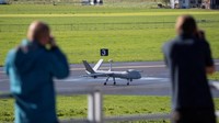 Drone pengintai yang dikenal dengan sebutan Armaments Dispatch 2015 (ADS 15) ini diproyeksikan akan menggantikan sistem ADS 95 yang sudah ketinggalan zaman.  