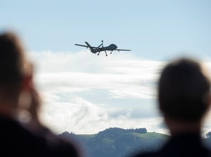 Iran Tembak Jatuh Drone Hermes di Langit Teheran
