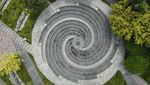 Air Mancur Spiral di China Kini Mengering, Terlihat Fotojenik