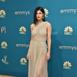 Adria Arjona Vs Alexandra Daddario Disebut-sebut Kandidat Terkuat Wonder Woman