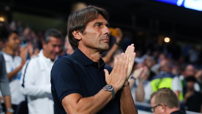 LONDON, ENGLAND - SEPTEMBER 07: Antonio Conte, manager of Tottenham Hotspur, during the UEFA Champions League group D match between Tottenham Hotspur and Olympique Marseille at Tottenham Hotspur Stadium on September 07, 2022 in London, England. (Photo by James Gill - Danehouse/Getty Images)