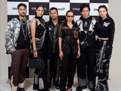 Foto: Aksi 6 Artis Indonesia Jadi Model di New York Fashion Week S/S 2023