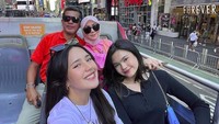 Selama satu bulan ini, Beby Tsabina ditemani oleh kedua orang tuanya di Amerika Serikat. Foto: dok. Instagram Beby Tsabina
