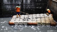 Sampah itu didominasi oleh plastik.
