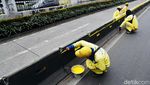 Biar Kinclong, Separator Jalan Gatsu Dicat Ulang