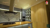Desain dapur baru milik Zaskia Sungkar ini dibagikan lewat channel YouTube The Sungkars. Saat itu, dapurnya baru saja jadi sehingga tampilannya masih kosong. Foto: YouTube The Sungkars
