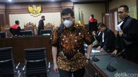 Tok! Hakim Tolak Eksepsi 5 Terdakwa Kasus Korupsi Minyak Goreng