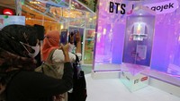 Gojek menghadirkan BTS | Gojek Space Installation di Mall Gandaria City, Jakarta. Acara ini digelar 11 - 25 September 2022.