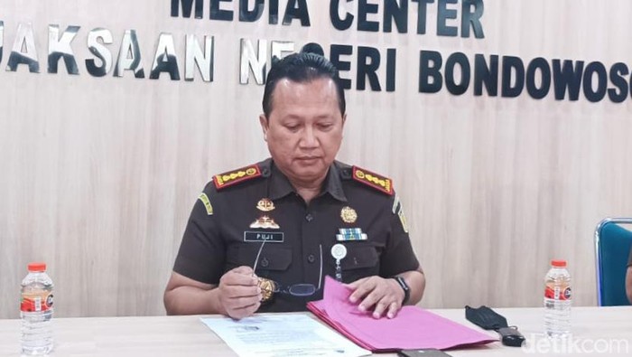 Kajari Bondowoso, Puji Triasmoro