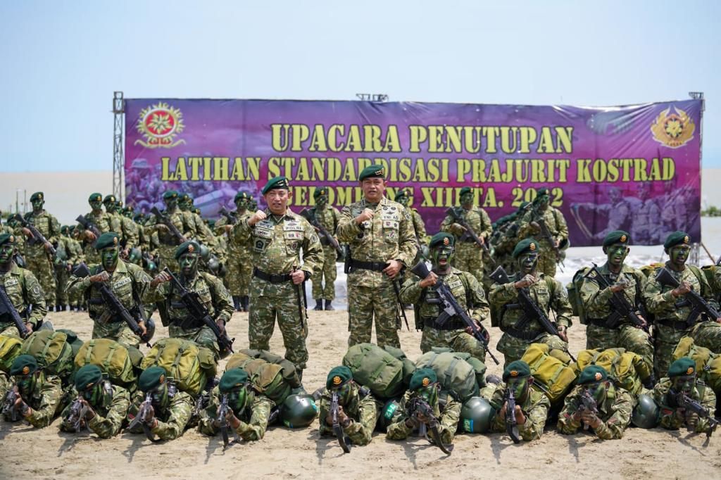 Kapolri Jenderal Sigit dikukuhkan jadi warga kehormatan Kostrad