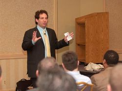 Hacker Paling Berbahaya di Dunia Kevin Mitnick Meninggal, Ini Potretnya