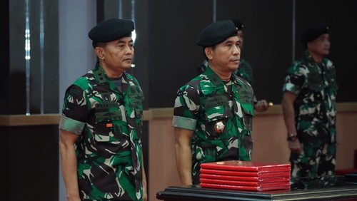 Laksma Kisdiyanto dan Mayjen TNI Prantara Santosa (dok TNI)