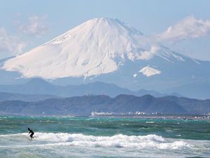 Musim Pendakian ke Gunung Fuji Ditutup, Traveler Jangan Coba-coba Menyusup!