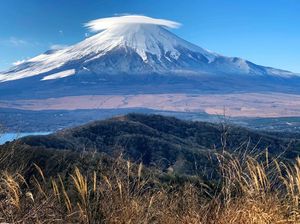 Pendaki Bersandal-Perlengkapan Tak Memadai Dilarang Naik Gunung Fuji