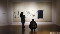 Pameran seni sesi kedua kali ini bertema Berkelanjutan! usai pameran pertama yang Berdikari yang sukses dikunjungi sampai 60 ribu pengunjung.  Foto: Grandyos Zafna