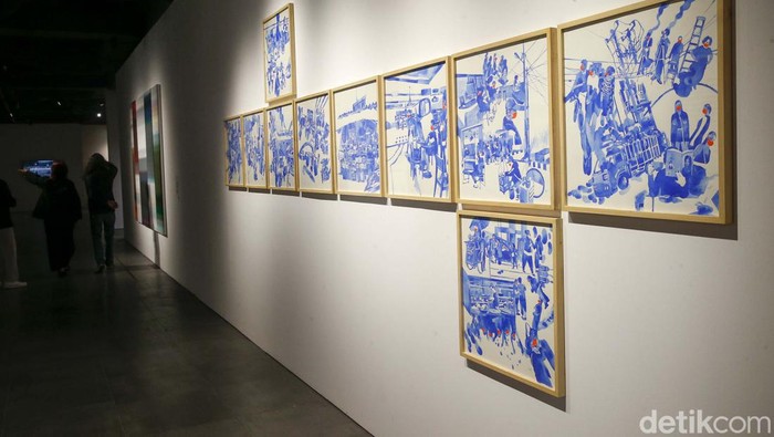 Pameran Distrik Seni x Sarinah Season Dua di Lt 6 Gedung Sarinah, Jakarta. Pameran karya seni kontemporer ini mengambil tema 'berkelanjutan'.