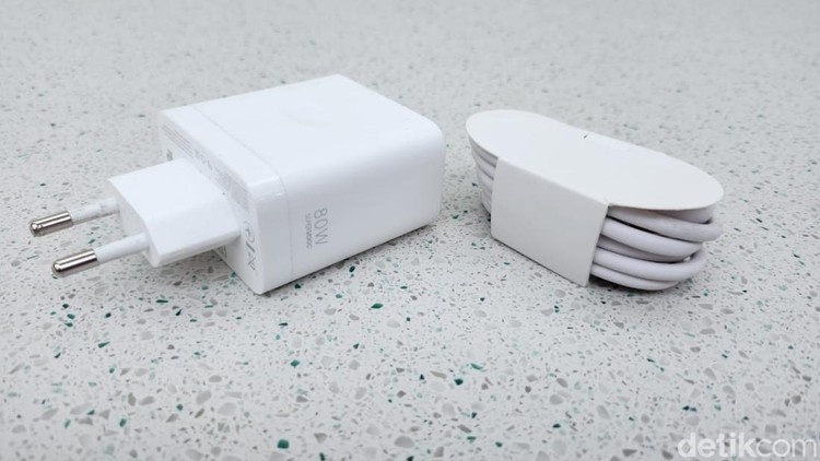 Oppo Reno 8 Pro 5G Oppo Reno 8 Pro 5G