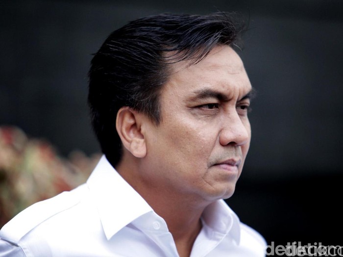 Profil Effendi Simbolon, Dilaporkan ke MKD soal TNI Gerombolan
