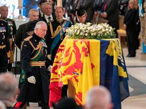 Kisah Raja Charles III yang Ternyata Masih Keturunan Drakula