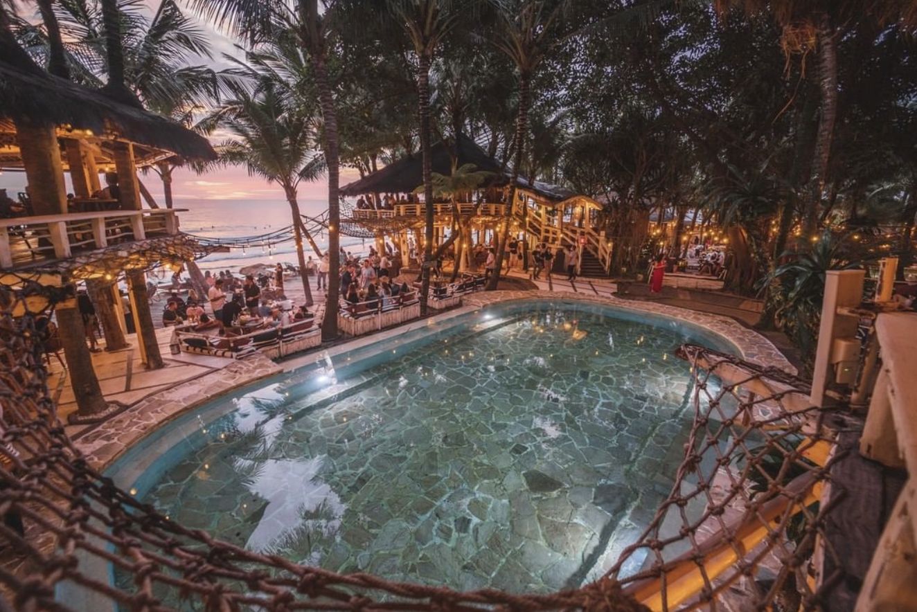 Ramai Petisi Soal Canggu, Ini 7 Beach Club yang Terkenal di Sana