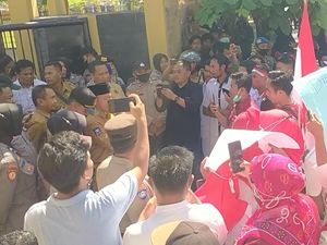 Kisah Syarifuddin; Nakes di NTB yang Mengabdi 10 Tahun Tapi Tak Digaji