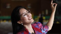 Disertasi Rieke Diah Pitaloka membongkar kekerasan negara melalui data yang tidak menginformasikan kondisi dan kebutuhan riil warga serta potensi riil pedesaan. Foto: Dok. Tim Rieke Diah Pitaloka