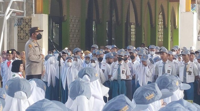 sosialisasi pencegahan narkoba di sekolah surabaya